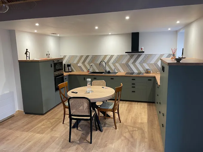 pose de cuisine saint pol de leon