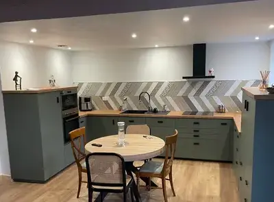 Pose de portail à Lampaul-Guimiliau - image 2