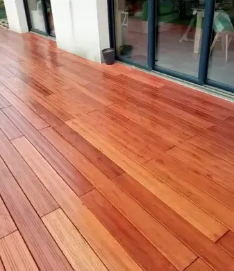 pose de terrasse Lampaul-Guimiliau-1